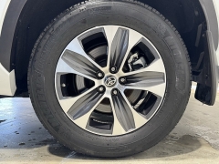 Used 2022  Toyota Highlander XLE AWD at Maxx Loans near St&period; Adrian&comma; MI