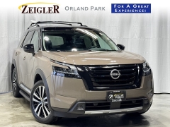 Used 2023  Nissan Pathfinder Platinum 4WD at Maxx Loans near St&period; Adrian&comma; MI