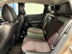 Used 2025  Nissan Kicks SR AWD at Maxx Loans near St&period; Adrian&comma; MI