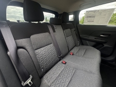 New 2025 Nissan Kicks SV AWD at Zeigler Nissan of Orland Park near Orland Park, IL