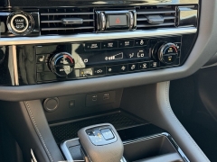 New 2025 Nissan Pathfinder SL 4WD at Zeigler Nissan of Orland Park near Orland Park, IL