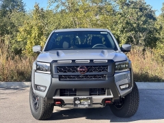 New 2026 Nissan Frontier Crew Cab 4x4 PRO-4X at Zeigler Nissan of Orland Park near Orland Park, IL