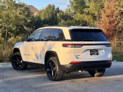 Used 2023 Jeep Grand Cherokee Altitude 4x4 at Zeigler Nissan of Orland Park near Orland Park, IL