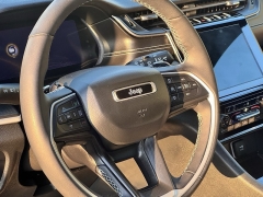 Used 2023 Jeep Grand Cherokee Altitude 4x4 at Zeigler Nissan of Orland Park near Orland Park, IL