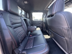 New 2025 Nissan Frontier Crew Cab 4x4 PRO-4X at Zeigler Nissan of Orland Park near Orland Park, IL