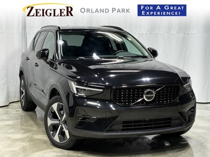 2024 Volvo XC40 Plus's photo