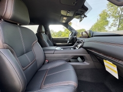 New 2025 Nissan Armada 4x4 SL at Zeigler Nissan of Orland Park near Orland Park, IL
