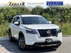 Used 2025 Nissan Pathfinder SV 4WD at Maxx Loans near St. Adrian, MI