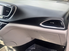 Used 2018 Chrysler Pacifica 4d Wagon LX at Maxx Loans near St. Adrian, MI