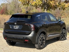 New 2025 Nissan Kicks SV AWD at Zeigler Nissan of Orland Park near Orland Park, IL