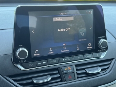 Used 2022 Nissan Altima 2.5 SV Sedan at Maxx Loans near St. Adrian, MI