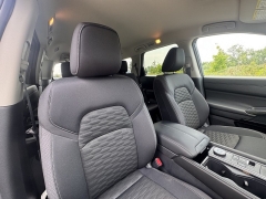 Used 2025 Nissan Pathfinder SV 4WD at Maxx Loans near St. Adrian, MI