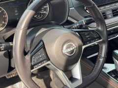 Used 2024  Nissan Altima 2&period;5 SR Sedan at Maxx Loans near St&period; Adrian&comma; MI