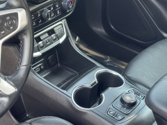 Used 2024 GMC Terrain AWD 4dr SLT at Maxx Loans near St. Adrian, MI