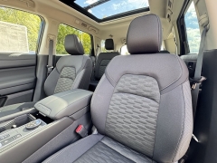 New 2025 Nissan Pathfinder SV 4WD at Zeigler Nissan of Orland Park near Orland Park, IL
