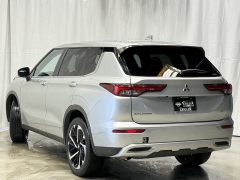Used 2024  Mitsubishi Outlander SE S-AWC at Maxx Loans near St&period; Adrian&comma; MI