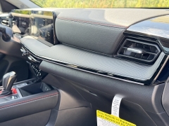 New 2025 Nissan Kicks SR AWD at Zeigler Nissan of Orland Park near Orland Park, IL
