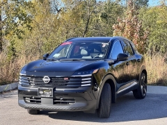 Used 2025  Nissan Kicks SR AWD at Maxx Loans near St. Adrian, MI