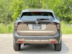 Used 2025  Nissan Kicks SV AWD at Maxx Loans near St&period; Adrian&comma; MI