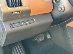 Used 2025  Nissan Pathfinder Platinum 4WD at Maxx Loans near St&period; Adrian&comma; MI