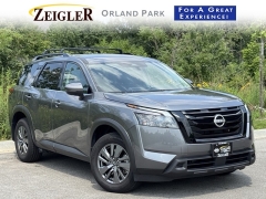  2025 Nissan Pathfinder SV 4WD at Maxx Loans near St&period; Adrian&comma; MI