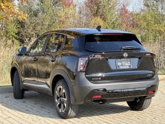 New 2025 Nissan Kicks SV AWD at Zeigler Nissan of Orland Park near Orland Park, IL