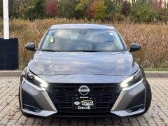 Used 2024  Nissan Altima 2.5 SV Sedan at Maxx Loans near St. Adrian, MI