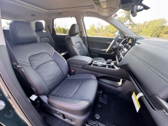 New 2025 Nissan Pathfinder Platinum 4WD at Zeigler Nissan of Orland Park near Orland Park, IL
