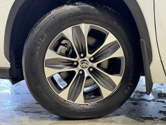 Used 2022  Toyota Highlander XLE AWD at Maxx Loans near St&period; Adrian&comma; MI