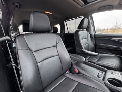 Used 2022  Honda Pilot Special Edition AWD at Maxx Loans near St&period; Adrian&comma; MI