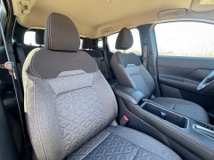 Used 2025  Nissan Kicks SV AWD at Maxx Loans near St&period; Adrian&comma; MI