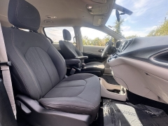 Used 2018 Chrysler Pacifica 4d Wagon LX at Maxx Loans near St. Adrian, MI