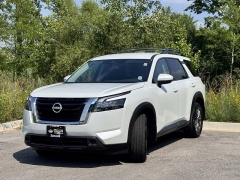 Used 2025 Nissan Pathfinder SV 4WD at Maxx Loans near St. Adrian, MI