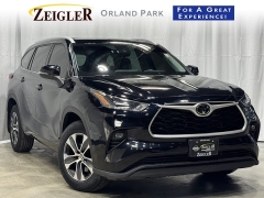  2022 Toyota Highlander XLE AWD at Maxx Loans near St&period; Adrian&comma; MI