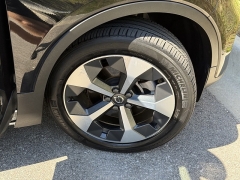 Used 2024 Volvo XC40 B5 AWD Plus Dark Theme at Maxx Loans near St. Adrian, MI