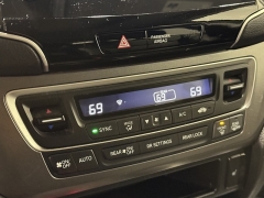 Used 2022  Honda Pilot EX-L AWD at Maxx Loans near St. Adrian, MI