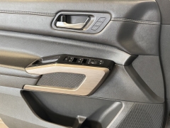 Used 2023  Nissan Pathfinder Platinum 4WD at Maxx Loans near St&period; Adrian&comma; MI