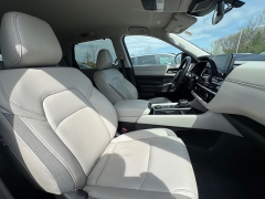 Used 2024  Nissan Pathfinder SL 4WD at Maxx Loans near St&period; Adrian&comma; MI