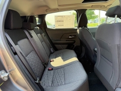 New 2025 Nissan Kicks SV AWD at Zeigler Nissan of Orland Park near Orland Park, IL