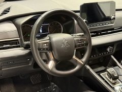 Used 2024  Mitsubishi Outlander SE S-AWC at Maxx Loans near St&period; Adrian&comma; MI