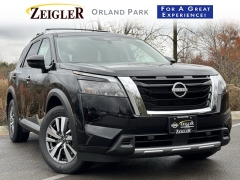 New 2025 Nissan Pathfinder SL 4WD at Zeigler Nissan of Orland Park near Orland Park, IL