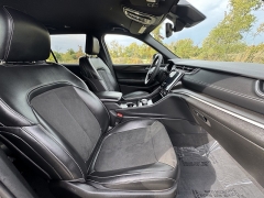 Used 2024 Jeep Grand Cherokee L Altitude 4x4 at Maxx Loans near St. Adrian, MI