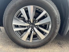 Used 2025  Nissan Pathfinder SL 4WD at Maxx Loans near St&period; Adrian&comma; MI