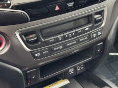 Used 2022  Honda Pilot Special Edition AWD at Maxx Loans near St&period; Adrian&comma; MI